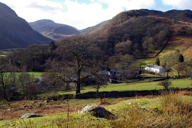 File:Seatoller viewed from High Doat.jpg