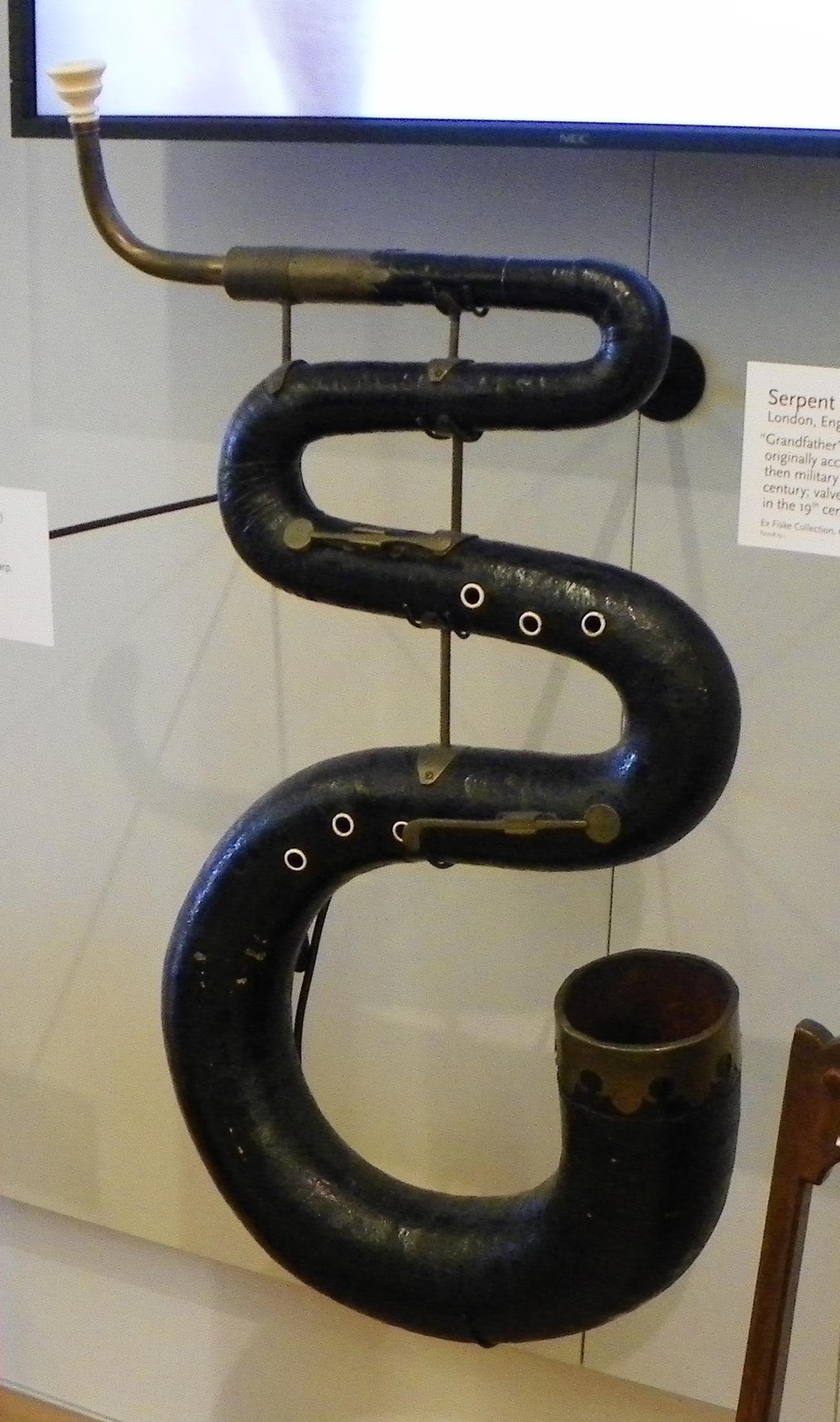 serpent instrument