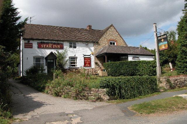 The Star Inn, Ashton-Under-Hill - geograph.org.uk - 41714