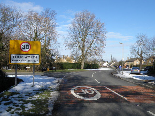 File:Village approach, Folksworth - geograph.org.uk - 1162684.jpg