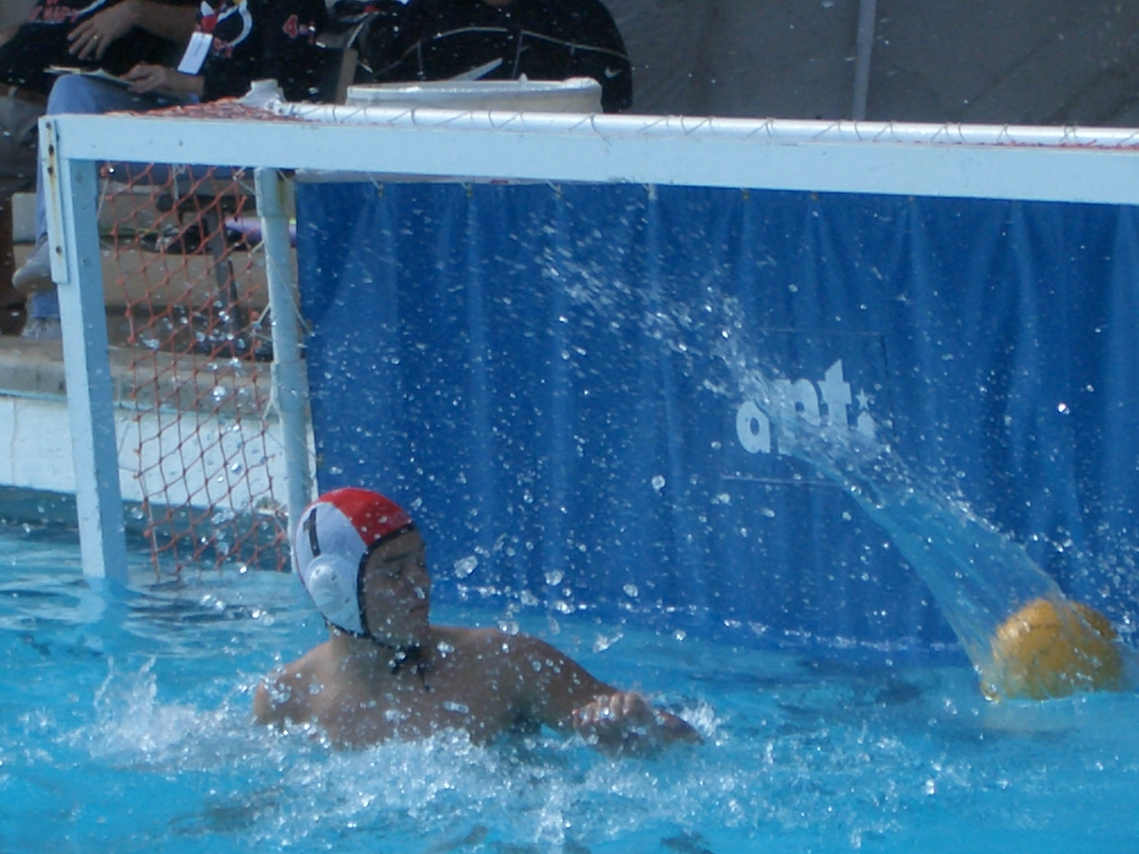 File:Water Polo Lob.jpg - Wikimedia Commons