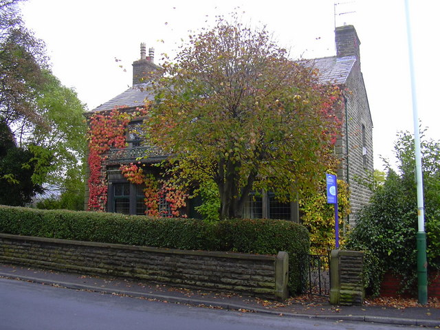 File:"Whitecroft Villa" 46, Helmshore Road - geograph.org.uk - 1537031.jpg