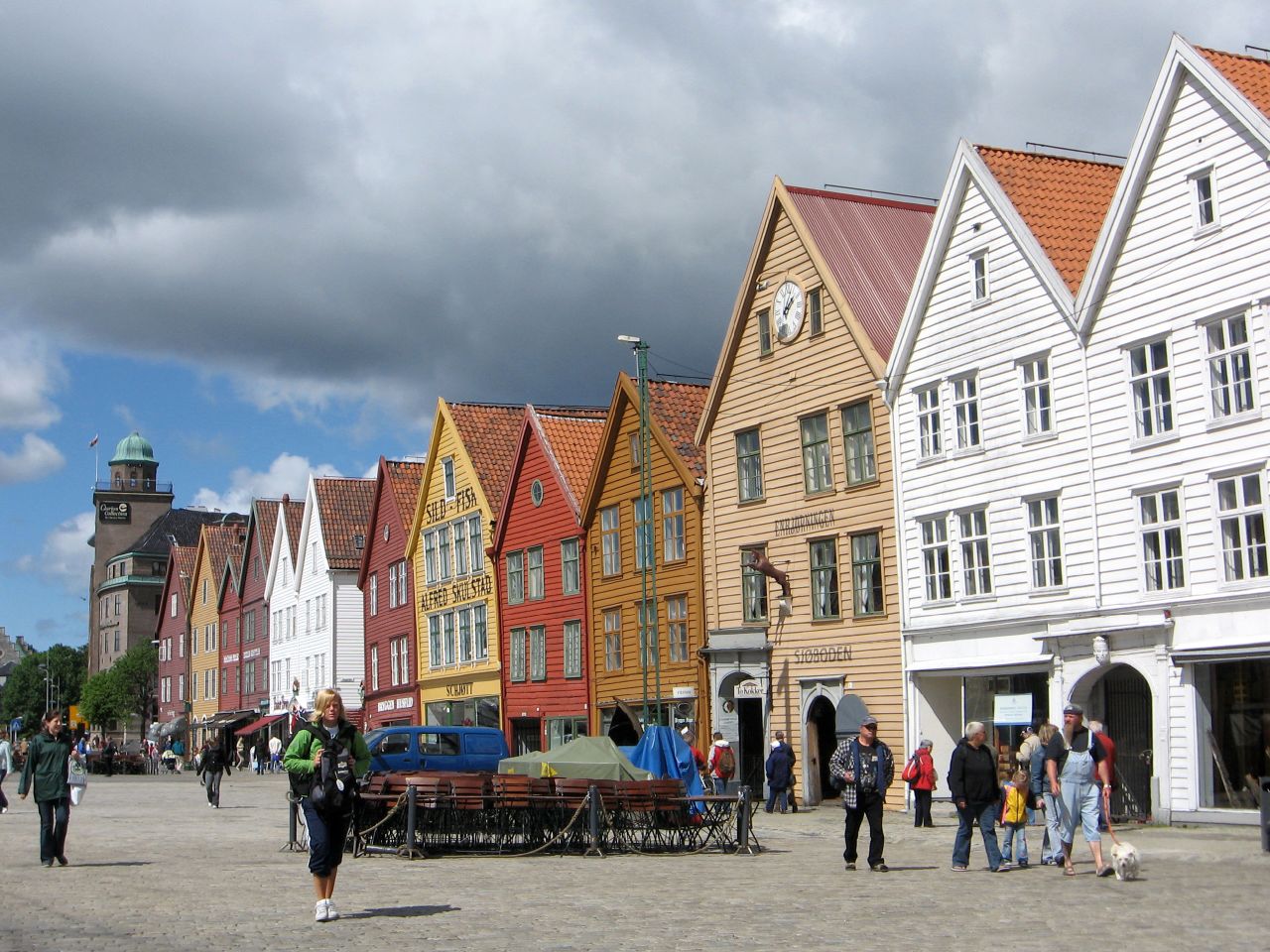 2007-06-14 Bryggen Bergen.jpg