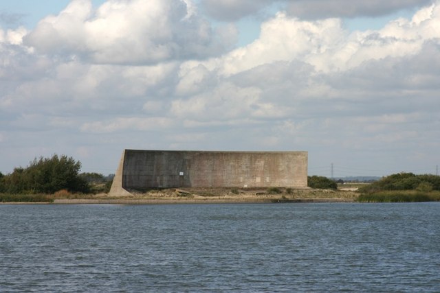 File:Acoustic Mirror Kent Great Britain.jpg