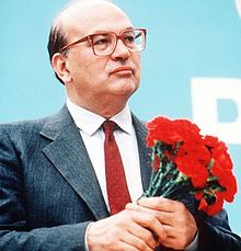 Craxi during a socialist congress