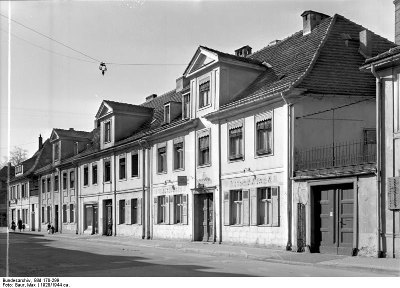 File:Bundesarchiv Bild 170-299, Potsdam, Junkerstraße - Grenadierstuben.jpg