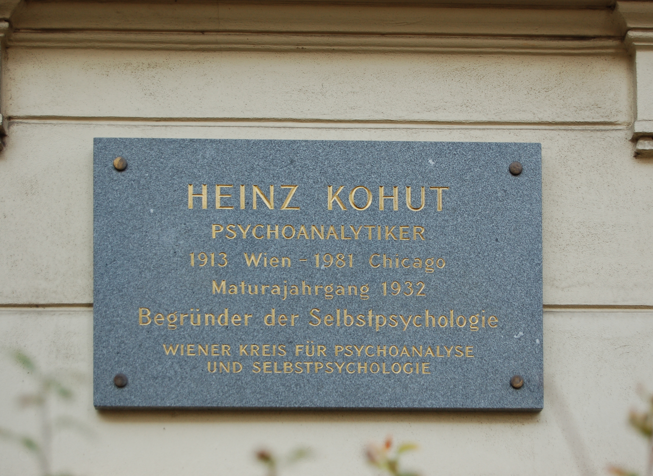 Gedenktafel für Heinz Kohut am [[Döblinger Gymnasium