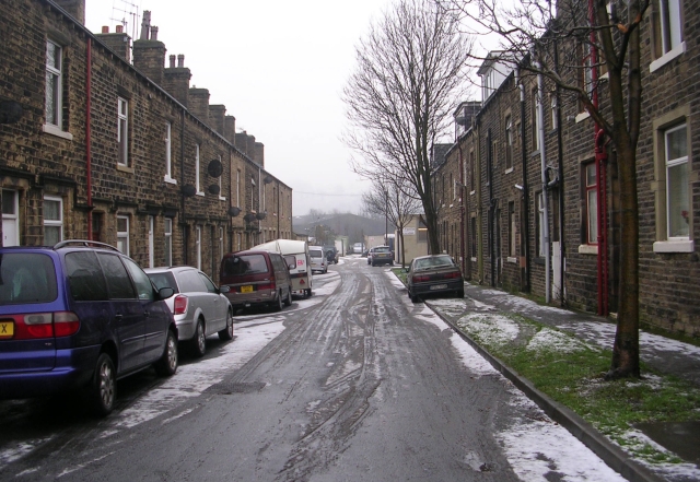 File:Craven Street - Bradford Road - geograph.org.uk - 1111254.jpg