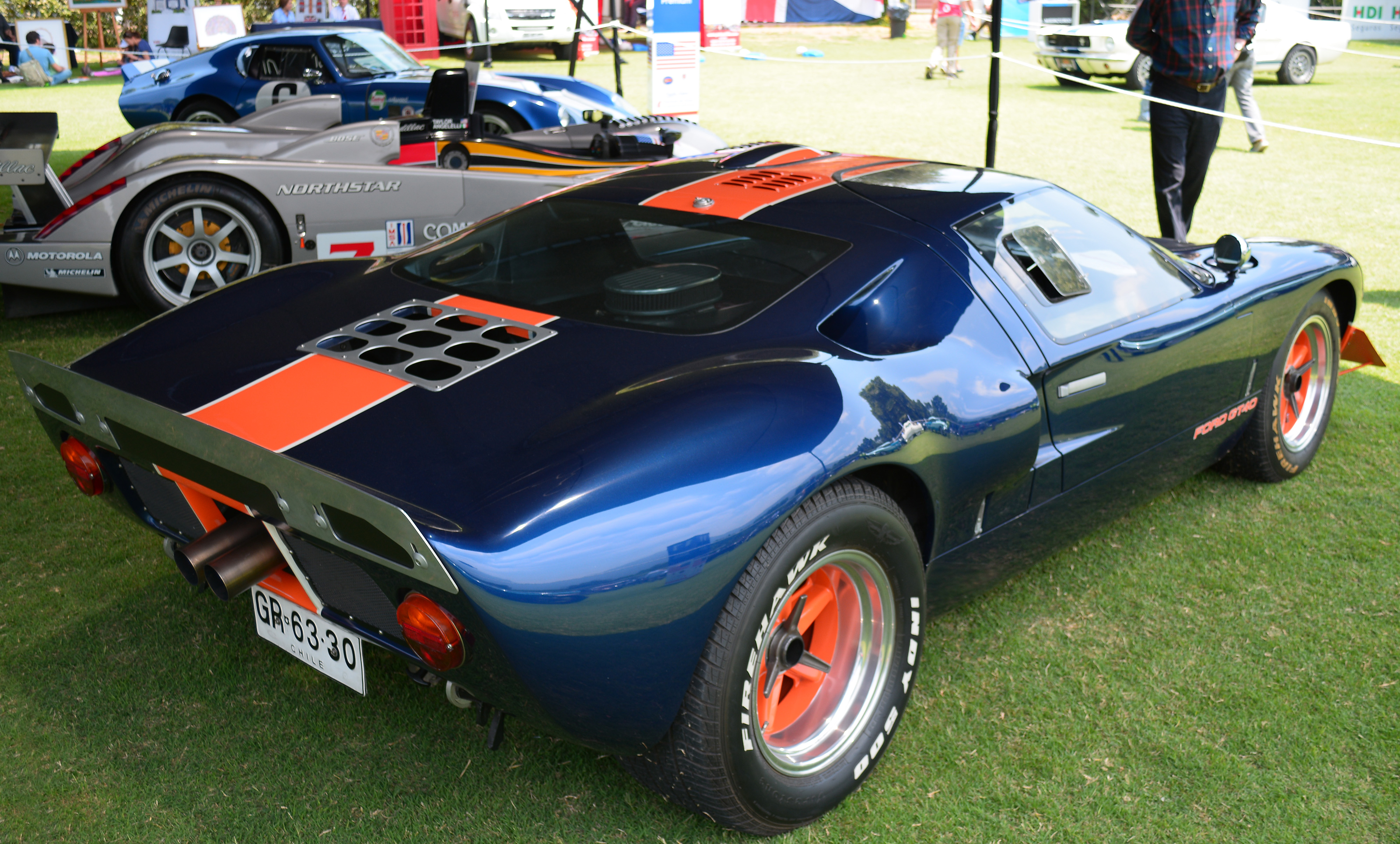 Спорткар Форд gt 40