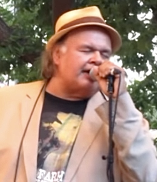 Farmer performing with Gary Farmer and the Troublemakers in 2012