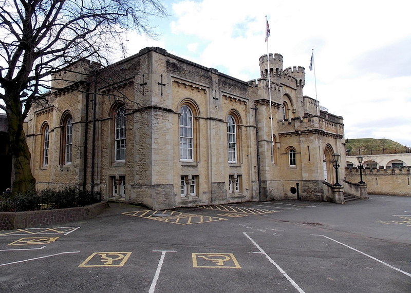 File:Grade II* listed County Hall, Oxford - geograph.org.uk - 3818504.jpg