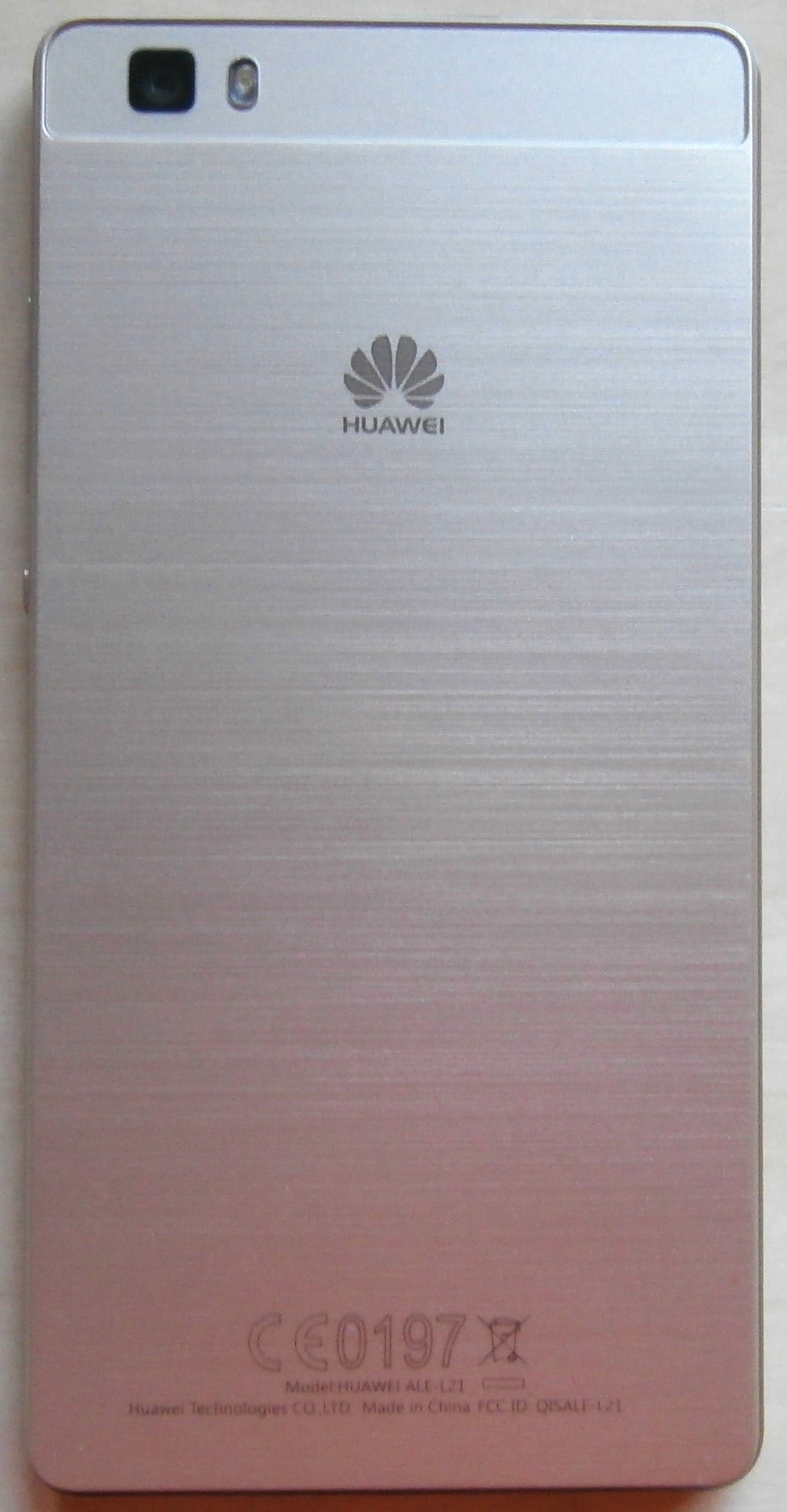 File:Huawei P8 Lite.jpg - Commons