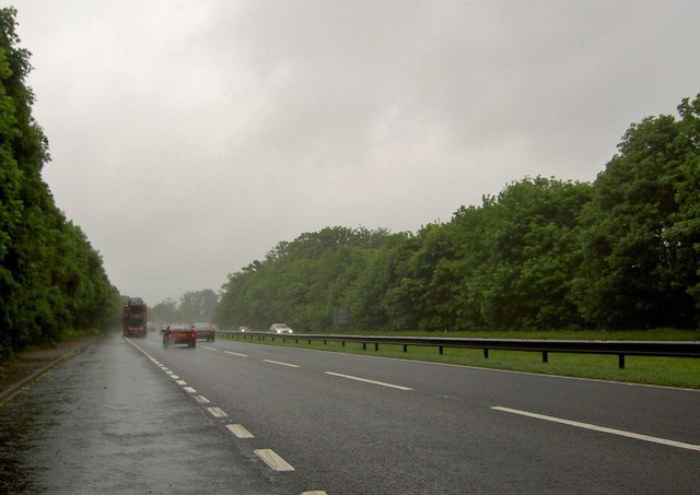 File:Lay by on a wet A1 South - geograph.org.uk - 819387.jpg