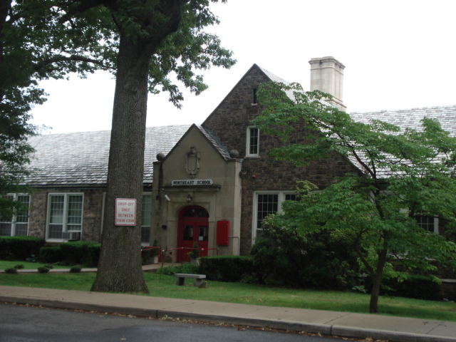 File:Northeast Elementary School, Montclair NJ (2006).jpg