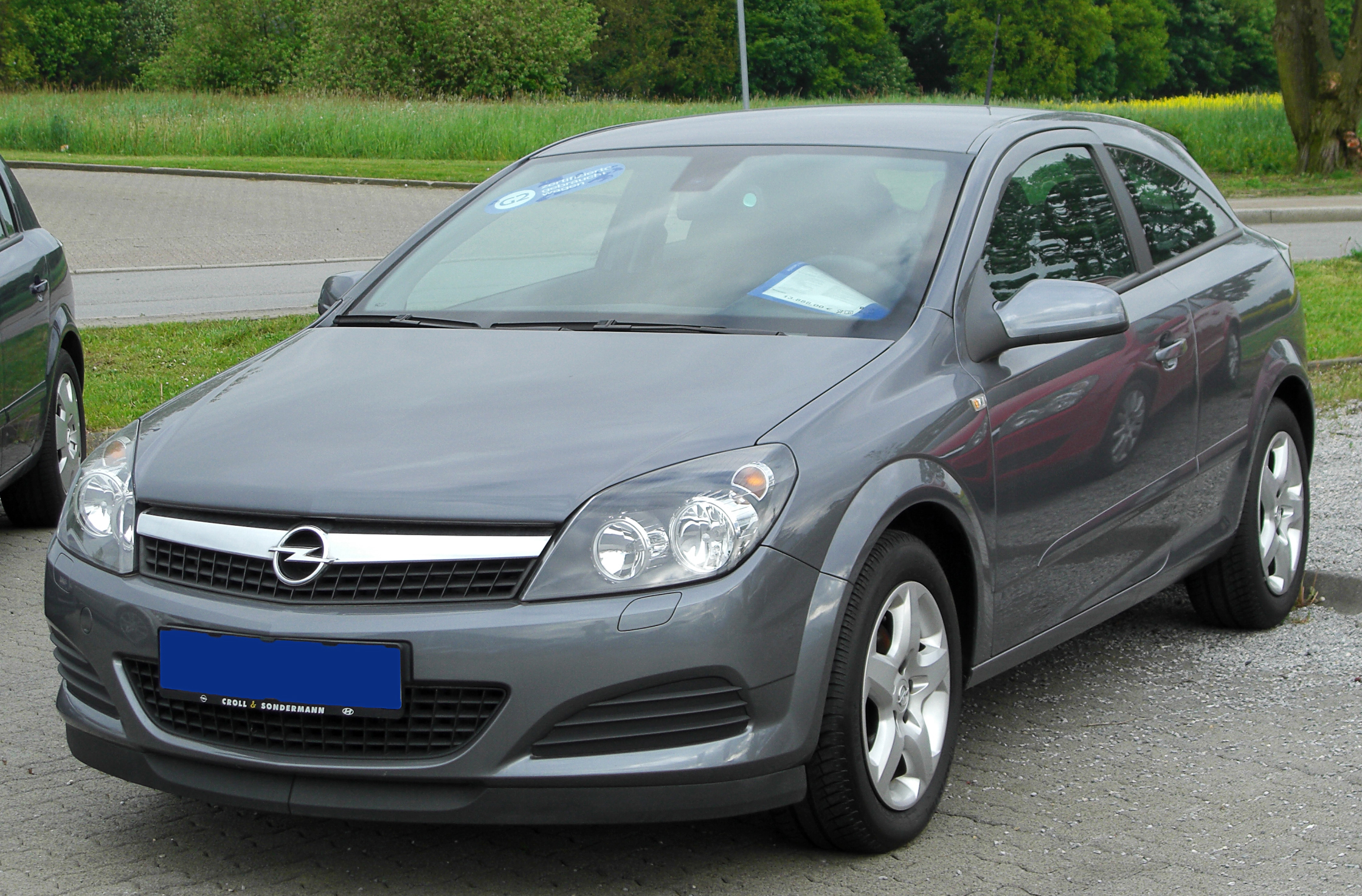 File:Opel Astra H GTC 1.7 CDTI Catch me now Facelift front.jpg