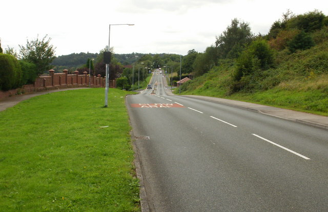 File:Pillmawr Road, Caerleon - geograph.org.uk - 1713336.jpg