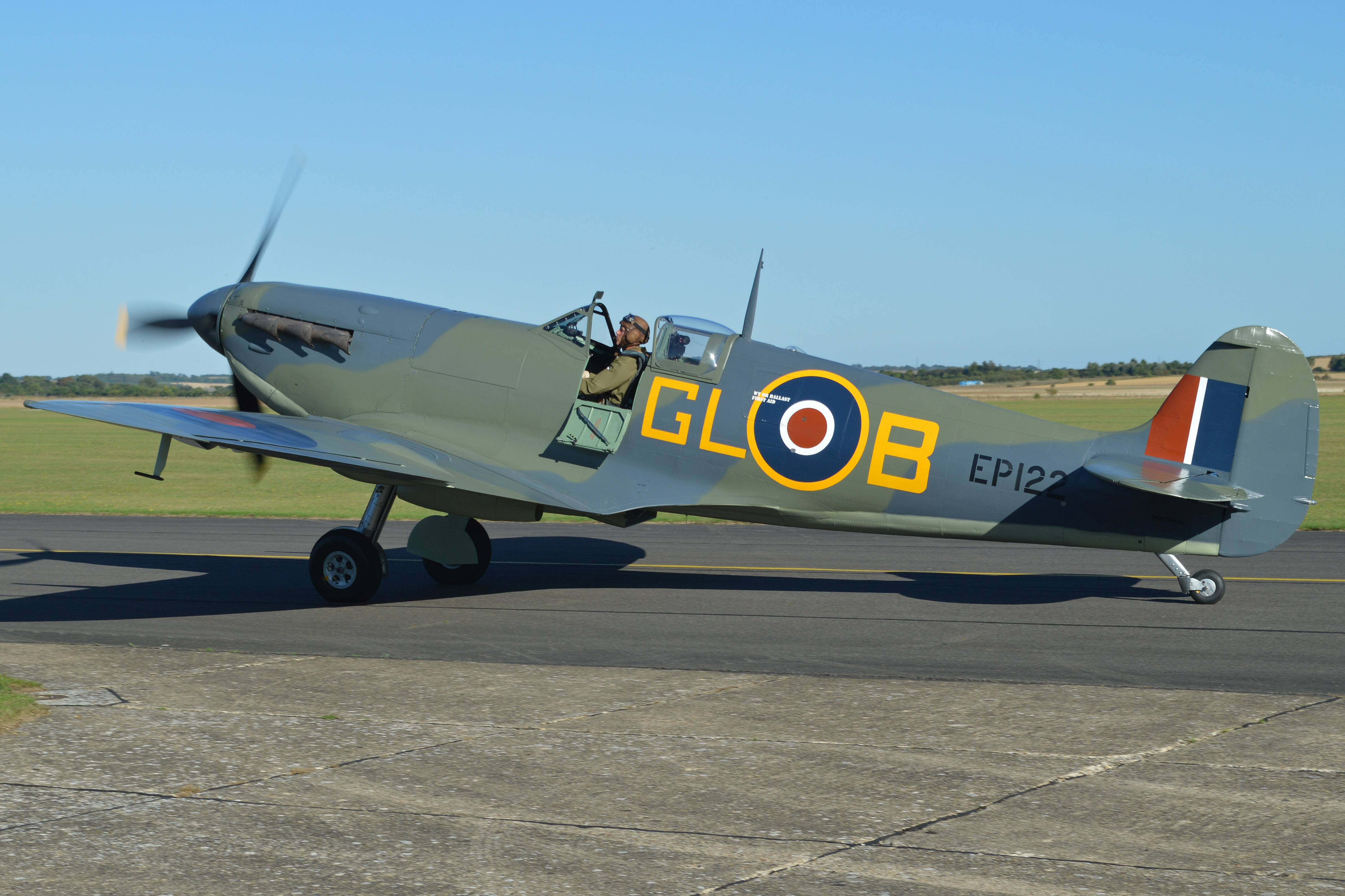 Fichier Supermarine Spitfire Vb Ep122 Gl B G Cisv Jpg Wikipedia