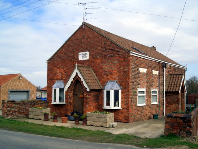 File:The Old Methodist Chapel - geograph.org.uk - 143745.jpg