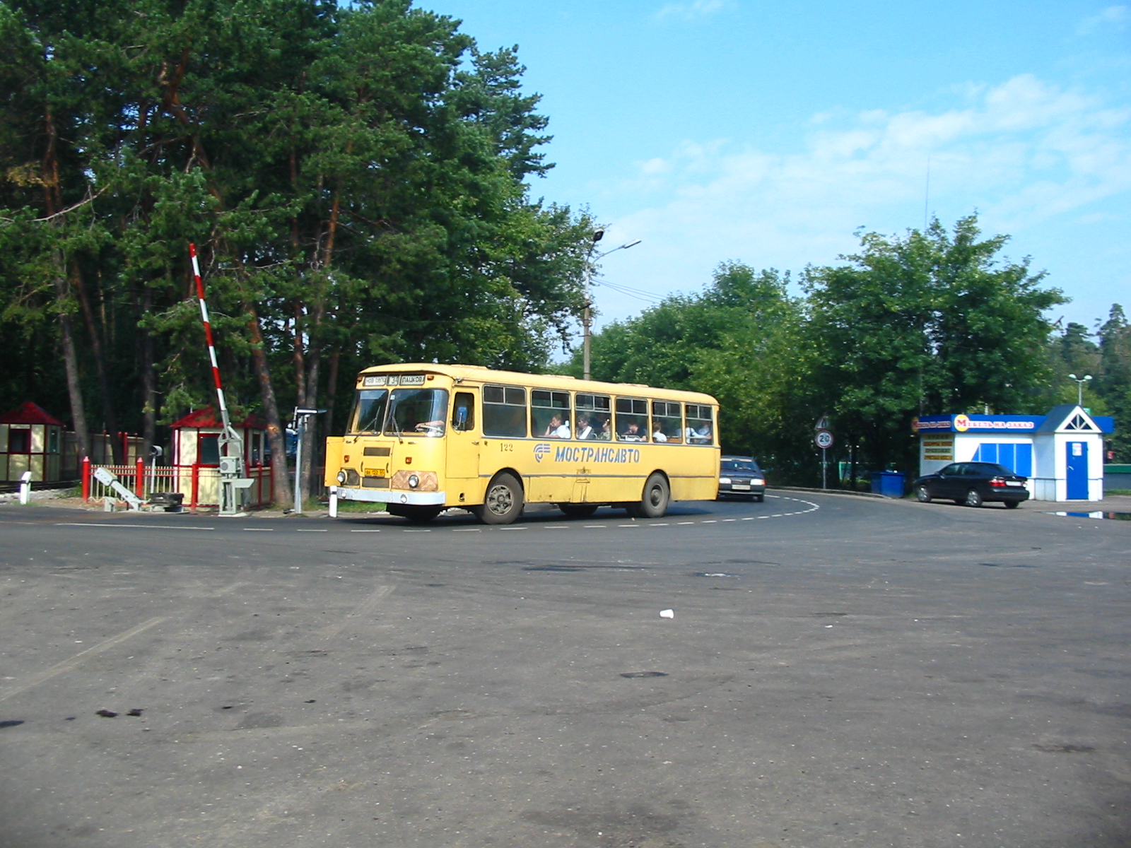 Луговая автобусы. Автобус 122 Обь. Автобус 122 Ейск Воронцовка.