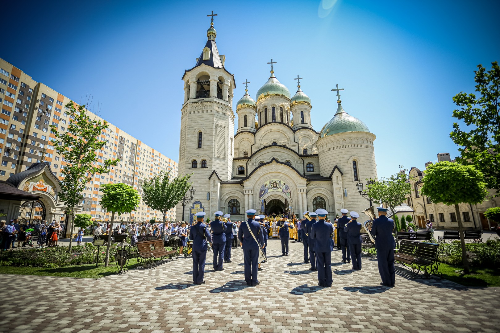 В День крещения Руси митрополит Кирилл возглавил Литургию во Владимирском соборе Ставрополя. 28 июля 2021 года