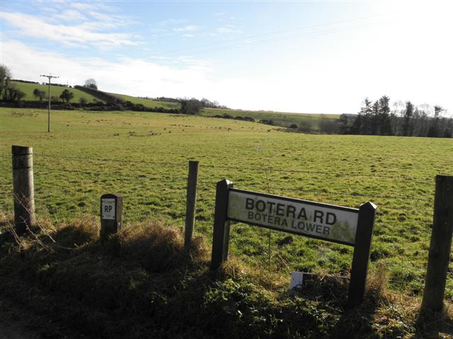 File:Botera Lower Townland - geograph.org.uk - 1703186.jpg