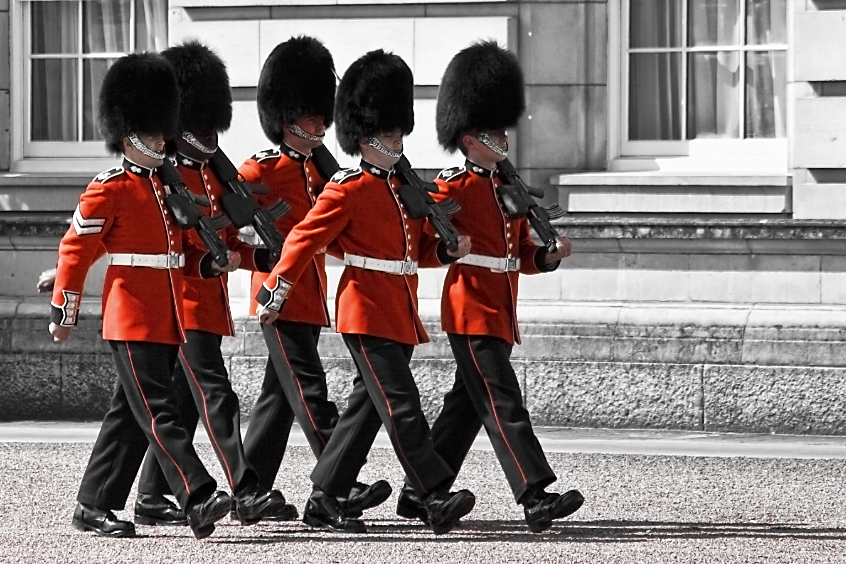 onderwijzen Convergeren personeel Britse koninklijke wacht voor Buckingham Palace | IsGeschiedenis