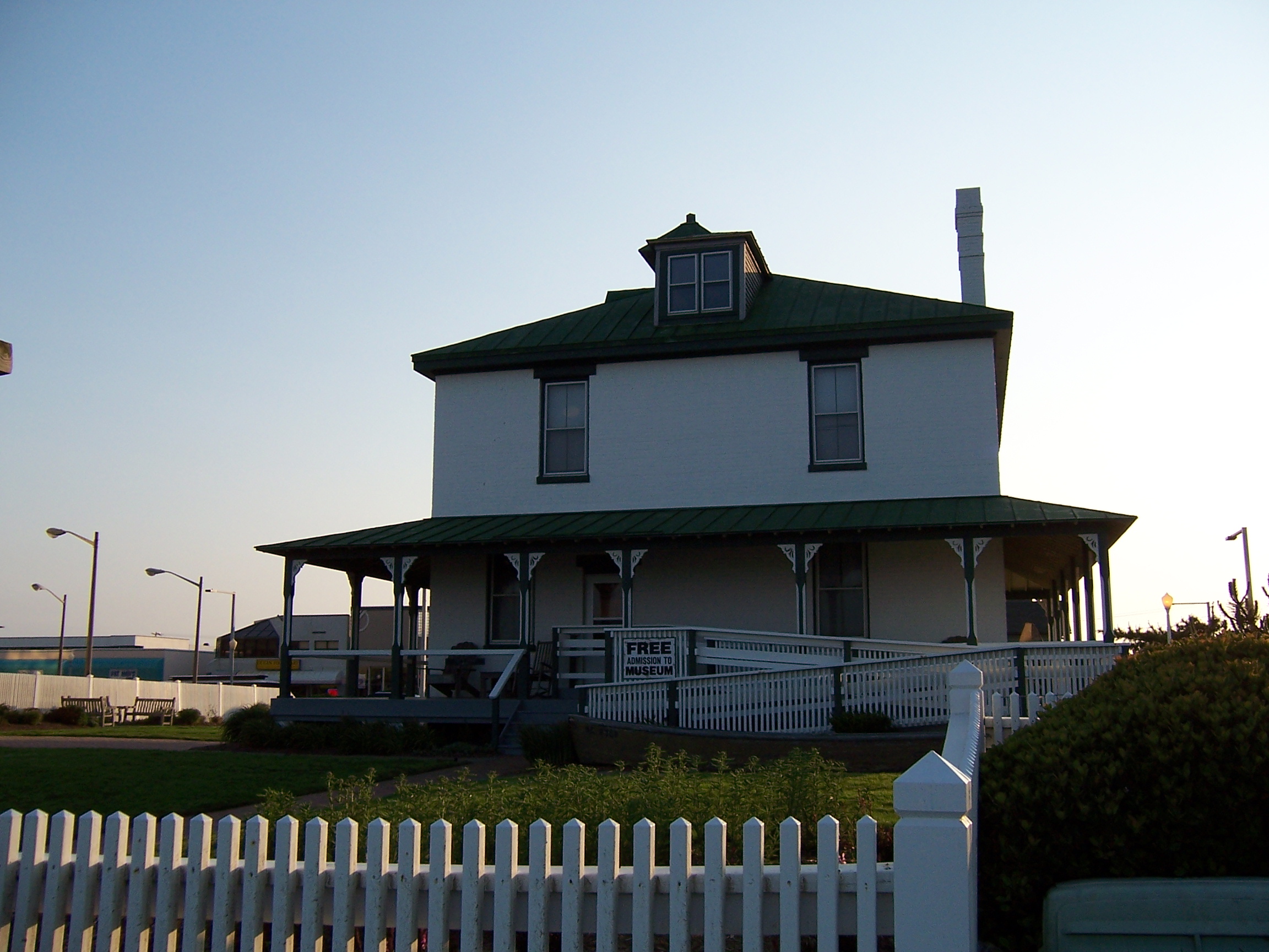 Photo of De Witt Cottage