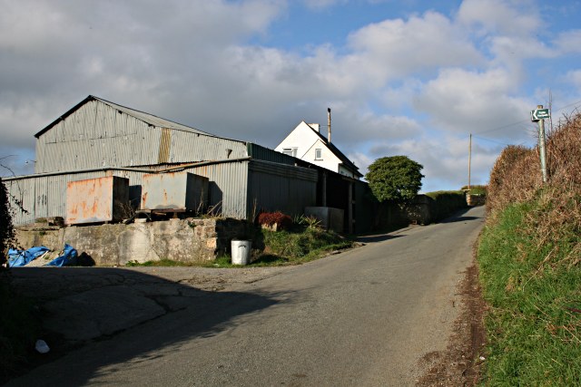 File:Farm Buildings at Goodmansleigh - geograph.org.uk - 328608.jpg