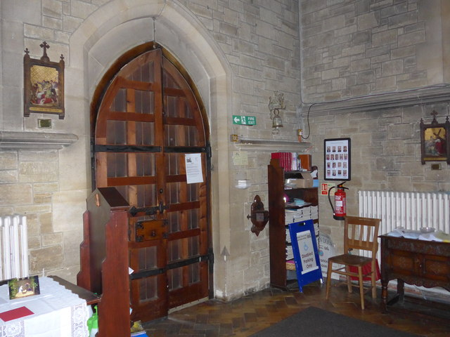 File:Inside All Saints, Roffey (i) - geograph.org.uk - 3809792.jpg