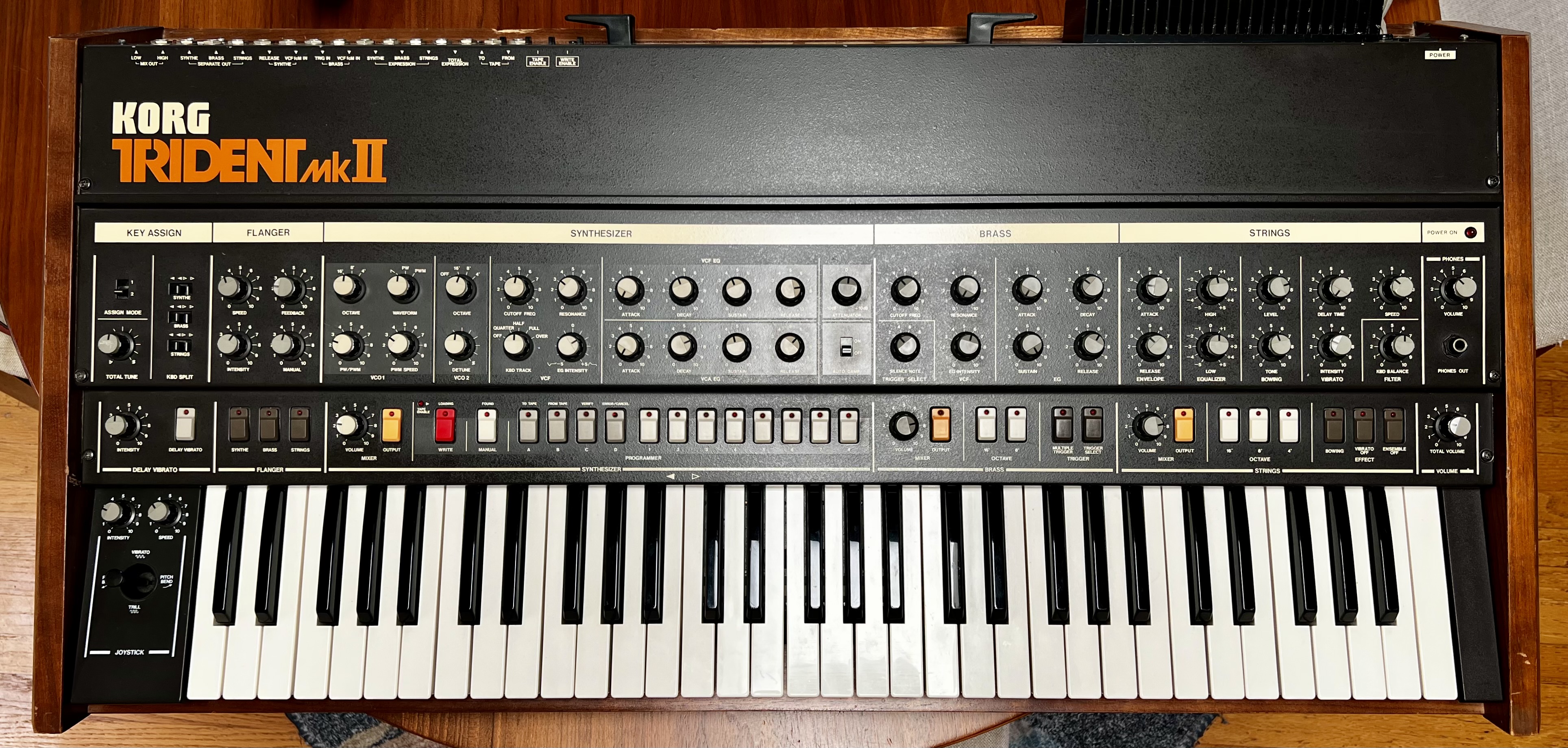 Korg Trident - Wikipedia