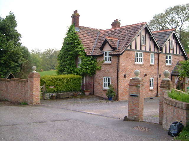 File:Lowlands Farm - geograph.org.uk - 163771.jpg