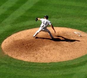 File:Mariano Clutch.jpg