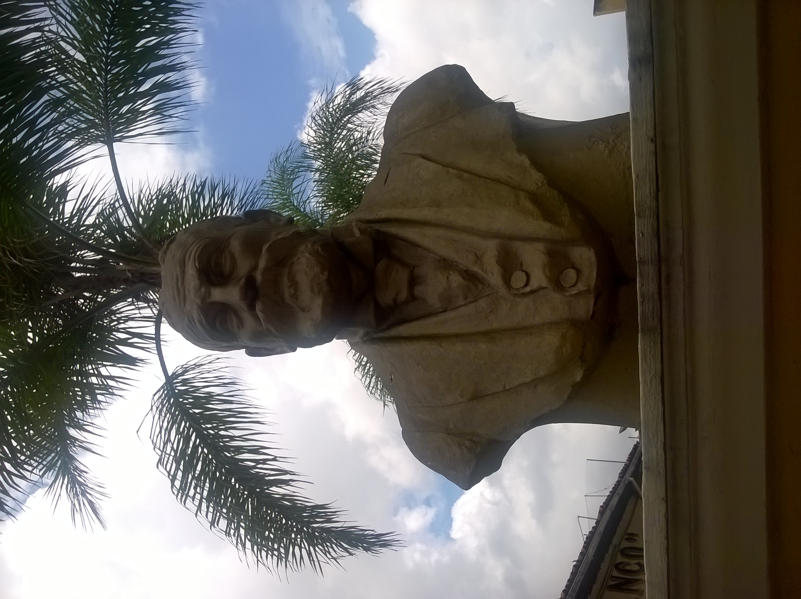 Monumento a Silvestre Moreno Cora en Orizaba