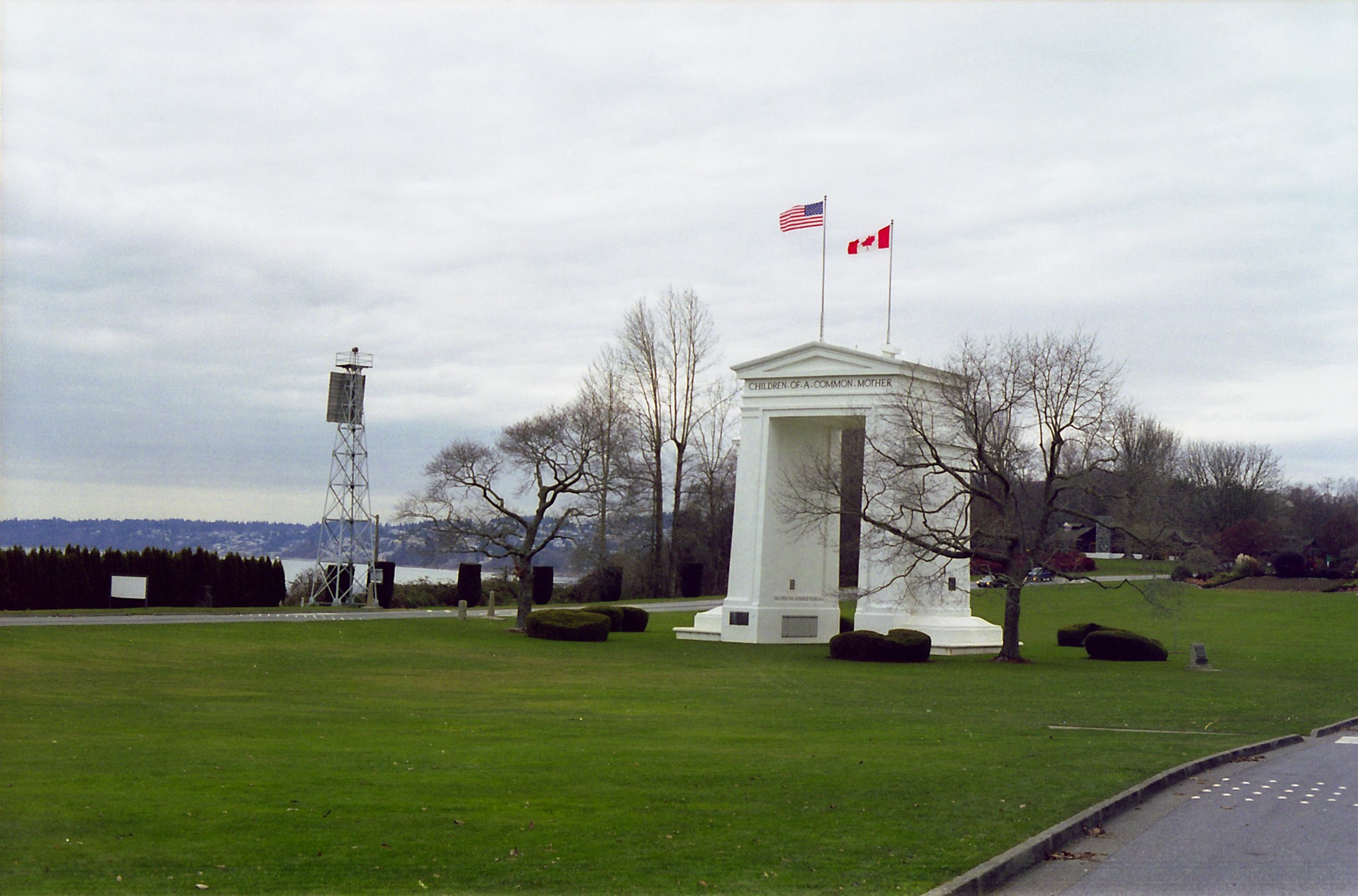 Peace Arch - Wikipedia