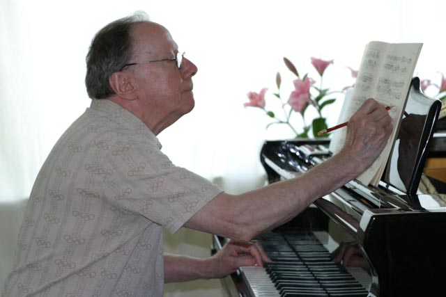 Peter Katin at home in Bexhill-on-Sea
13 May 2006