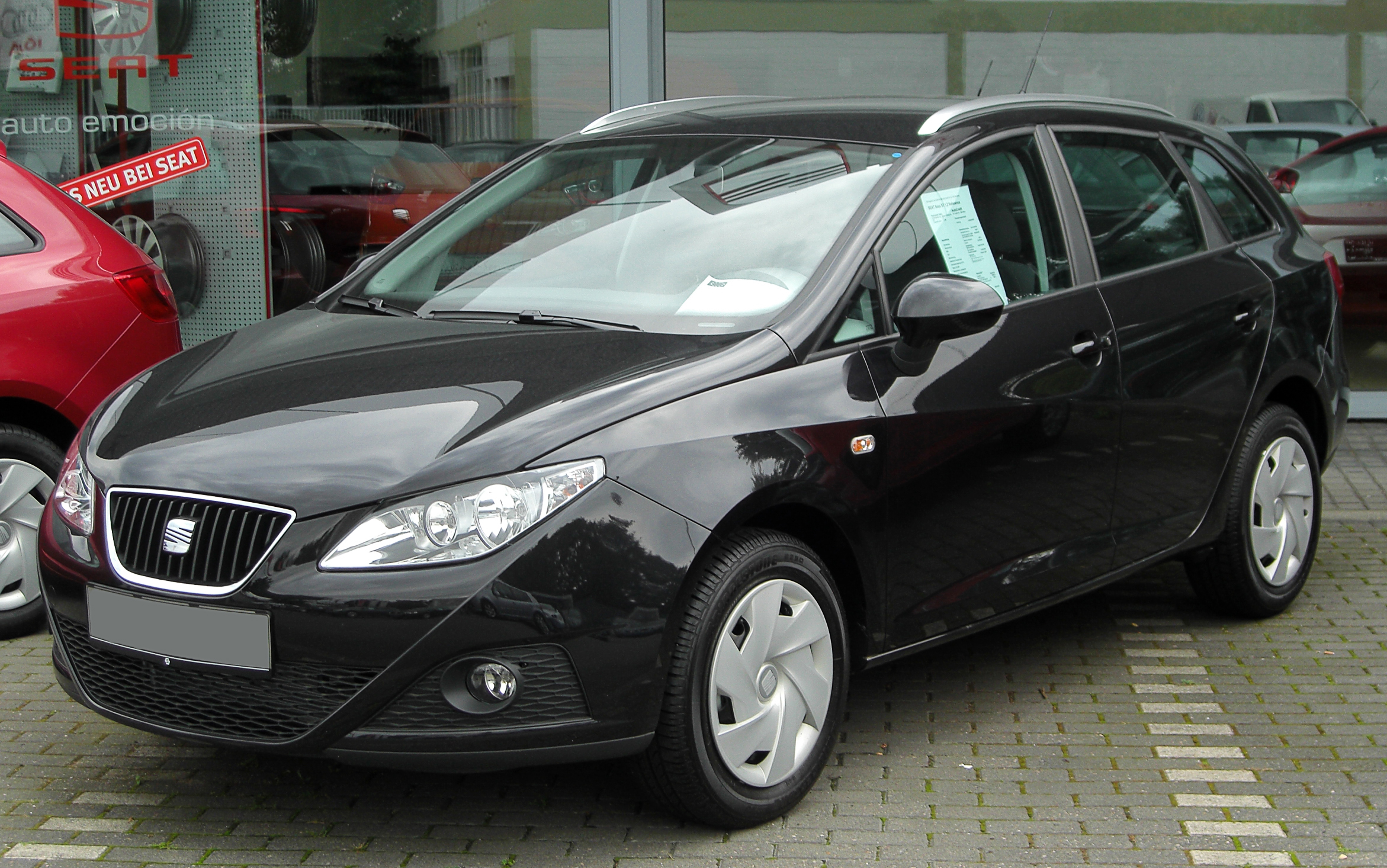 File:Seat Ibiza 6J ST 1.2 TSI Ecomotive Sport Candyweiß Heck.JPG -  Wikimedia Commons