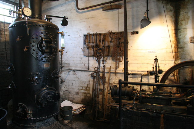 File:Southwick Brewhouse - Steam Plant - geograph.org.uk - 458846.jpg