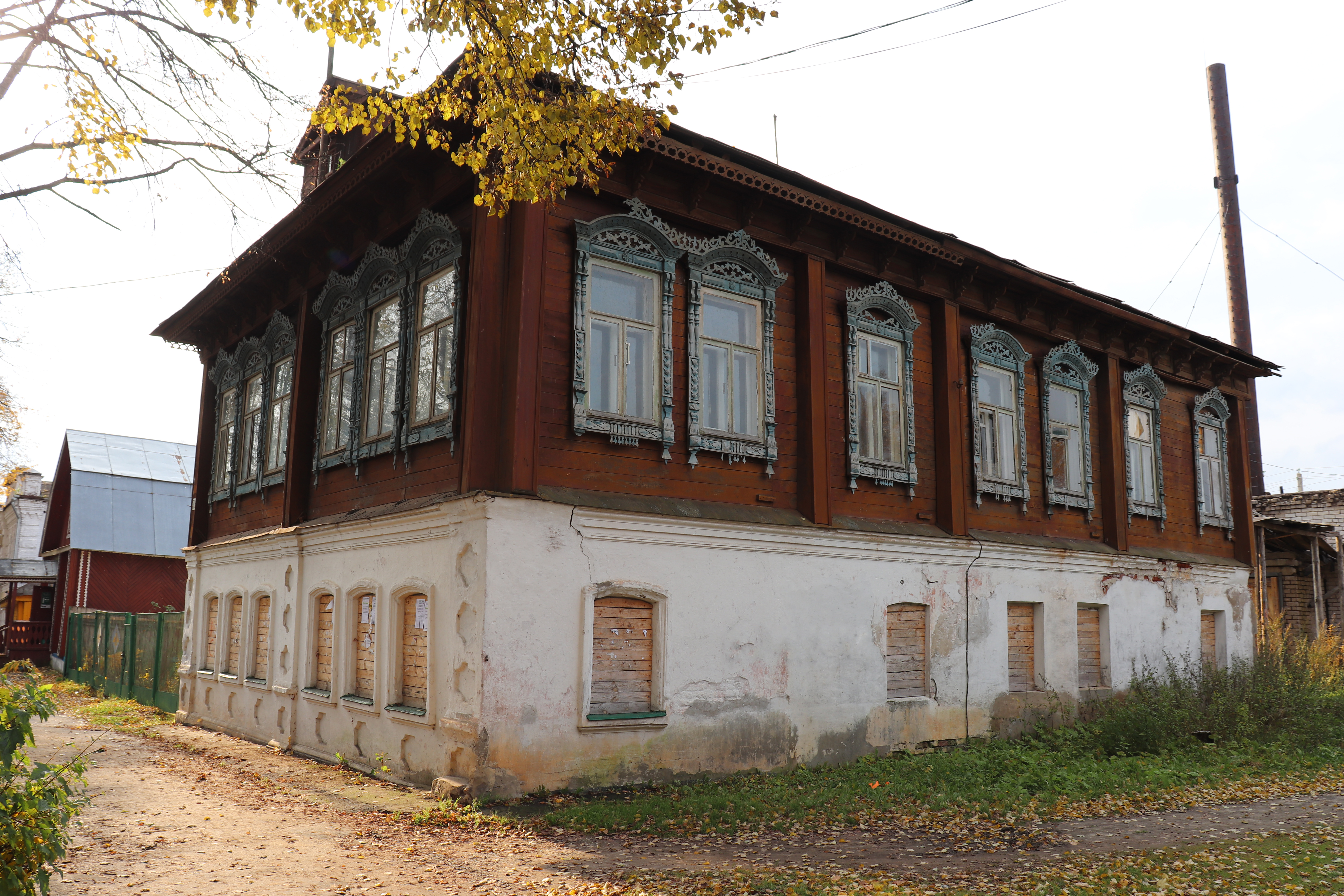 Островское костромская область. Островское Кострома. Дом купца-лесопромышленника Белоусова Устюжна. Островский Костромская область Казань.