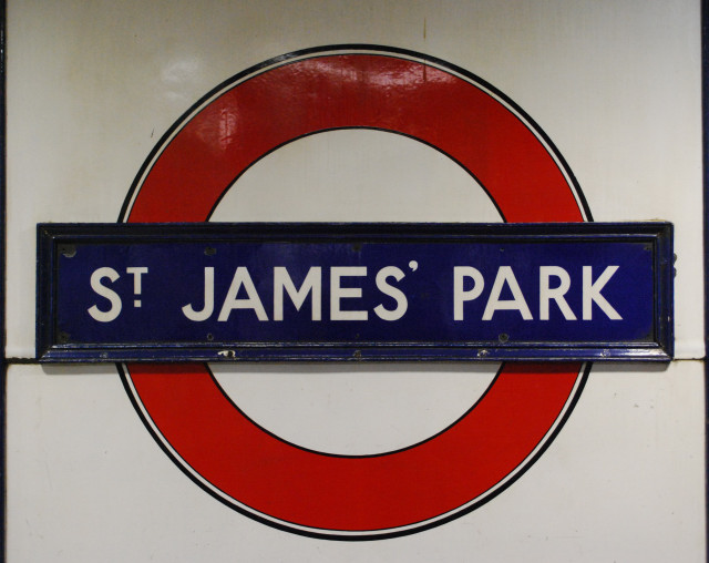 File:St James Park Station London Original Platform Sign.JPG