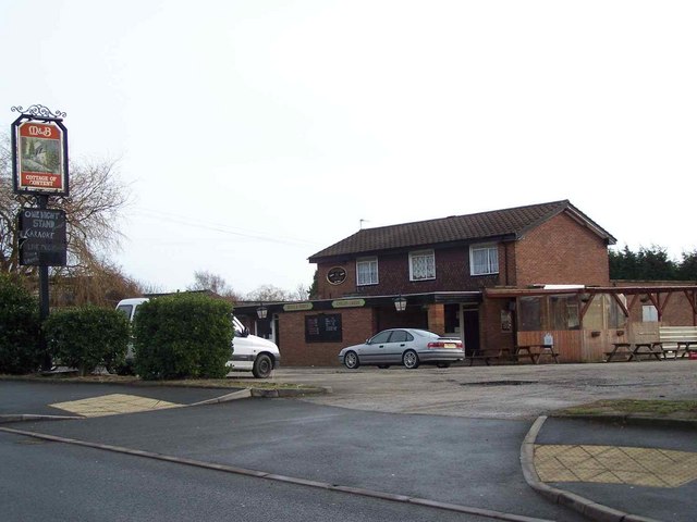 File:The Cottage of Content, Chasetown - geograph.org.uk - 1097183.jpg