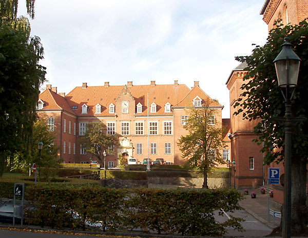 File:Viborg-Landsretten.jpg