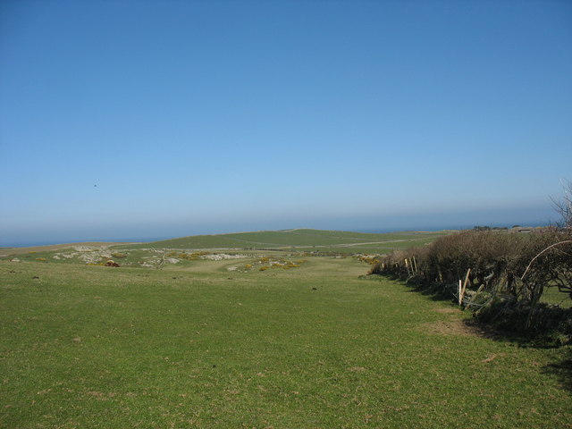 File:View northwards across a landscape of rock outcrops and drumlins - geograph.org.uk - 1237706.jpg