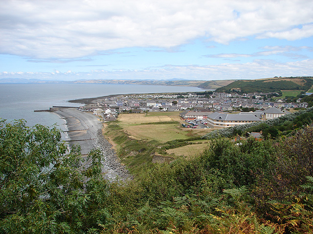 File:Aberaeron-panorama.jpg