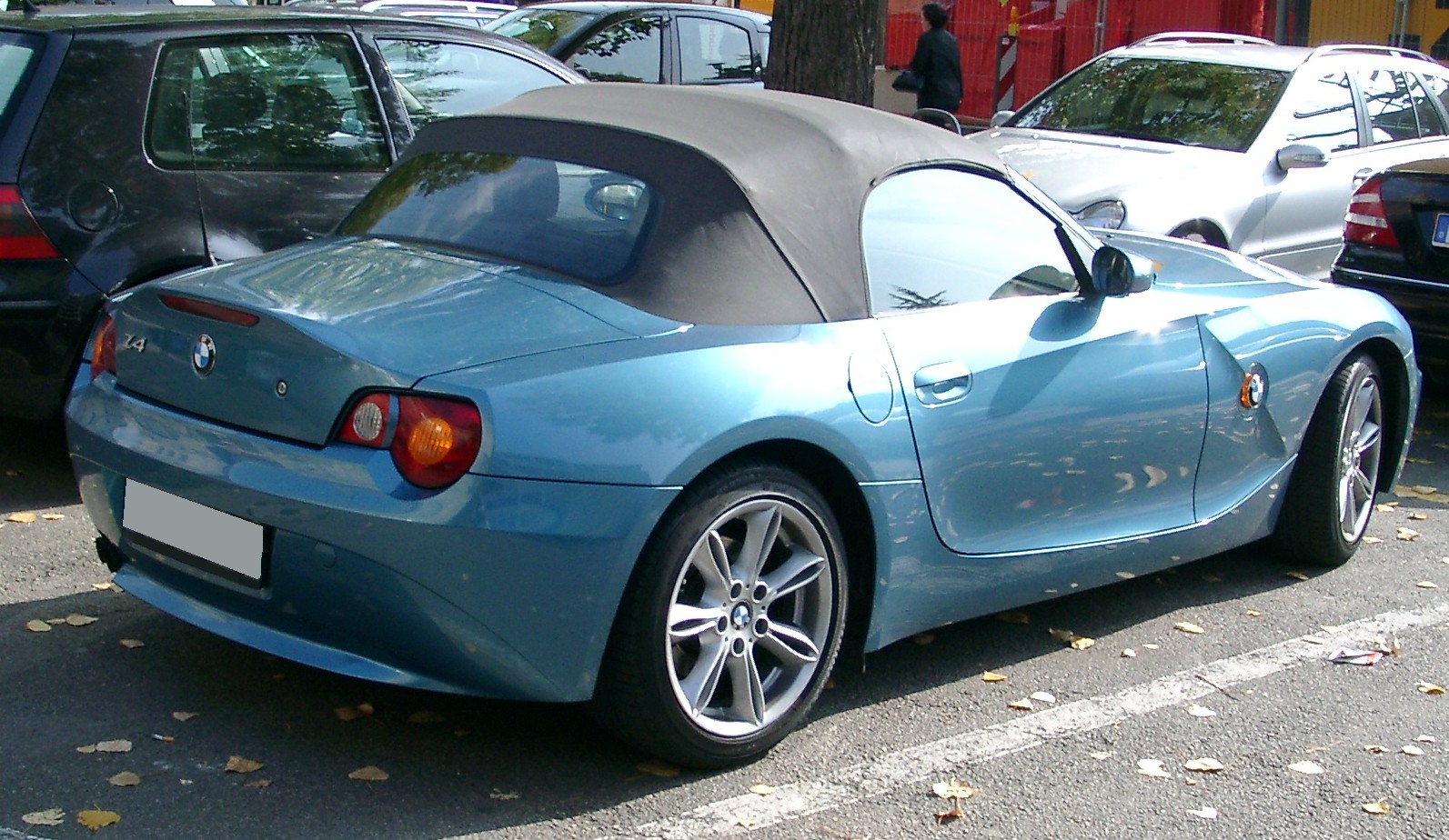 BMW Z4 (E85) - Wikipedia