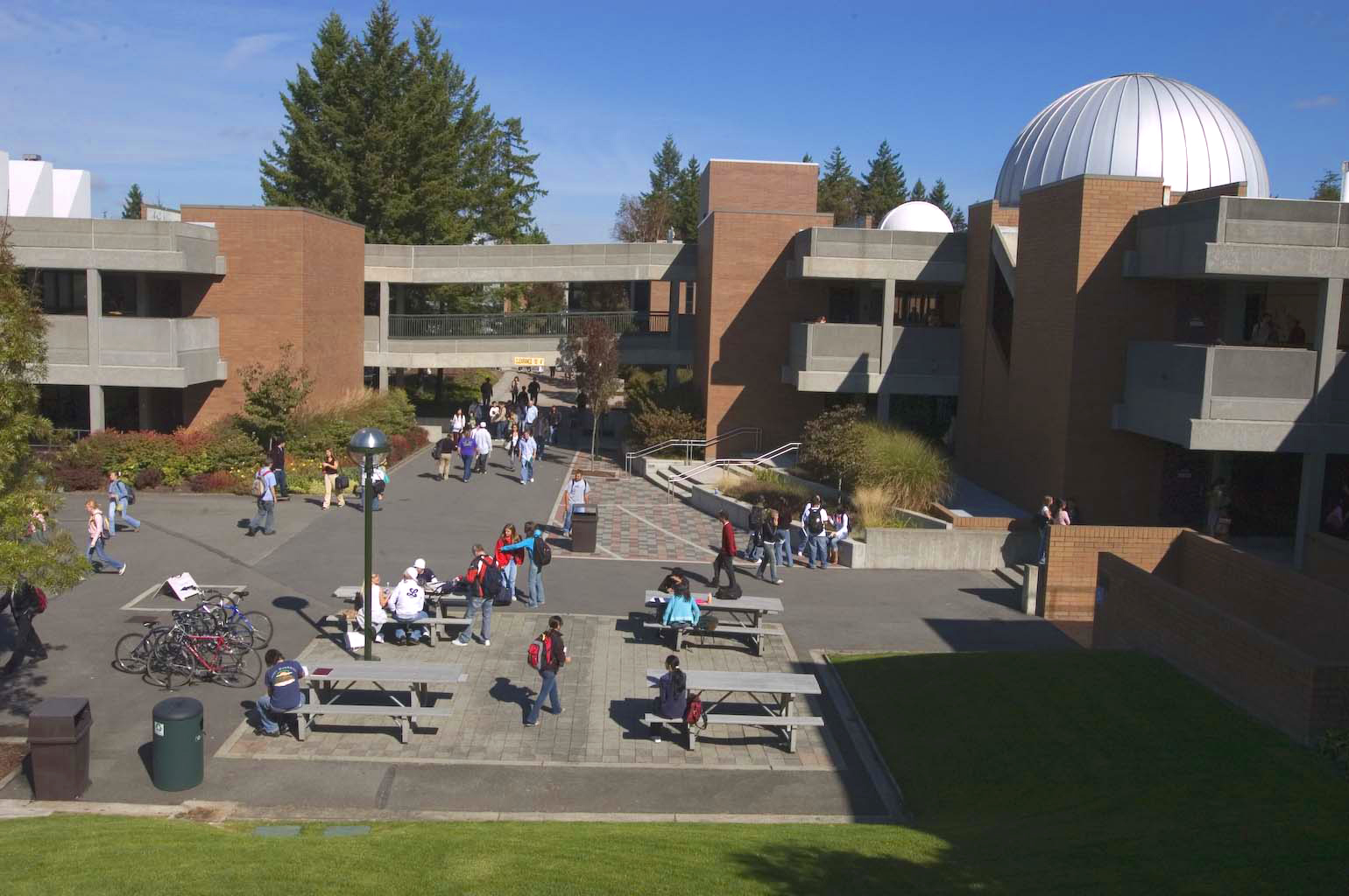 File:BellevueCommunityCollege.jpg - Wikimedia Commons