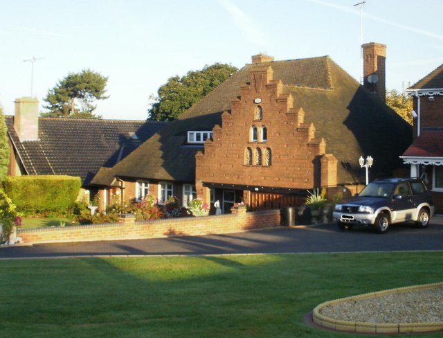 File:Crenellated house, Newton Road, Great Barr - geograph.org.uk - 1619109.jpg