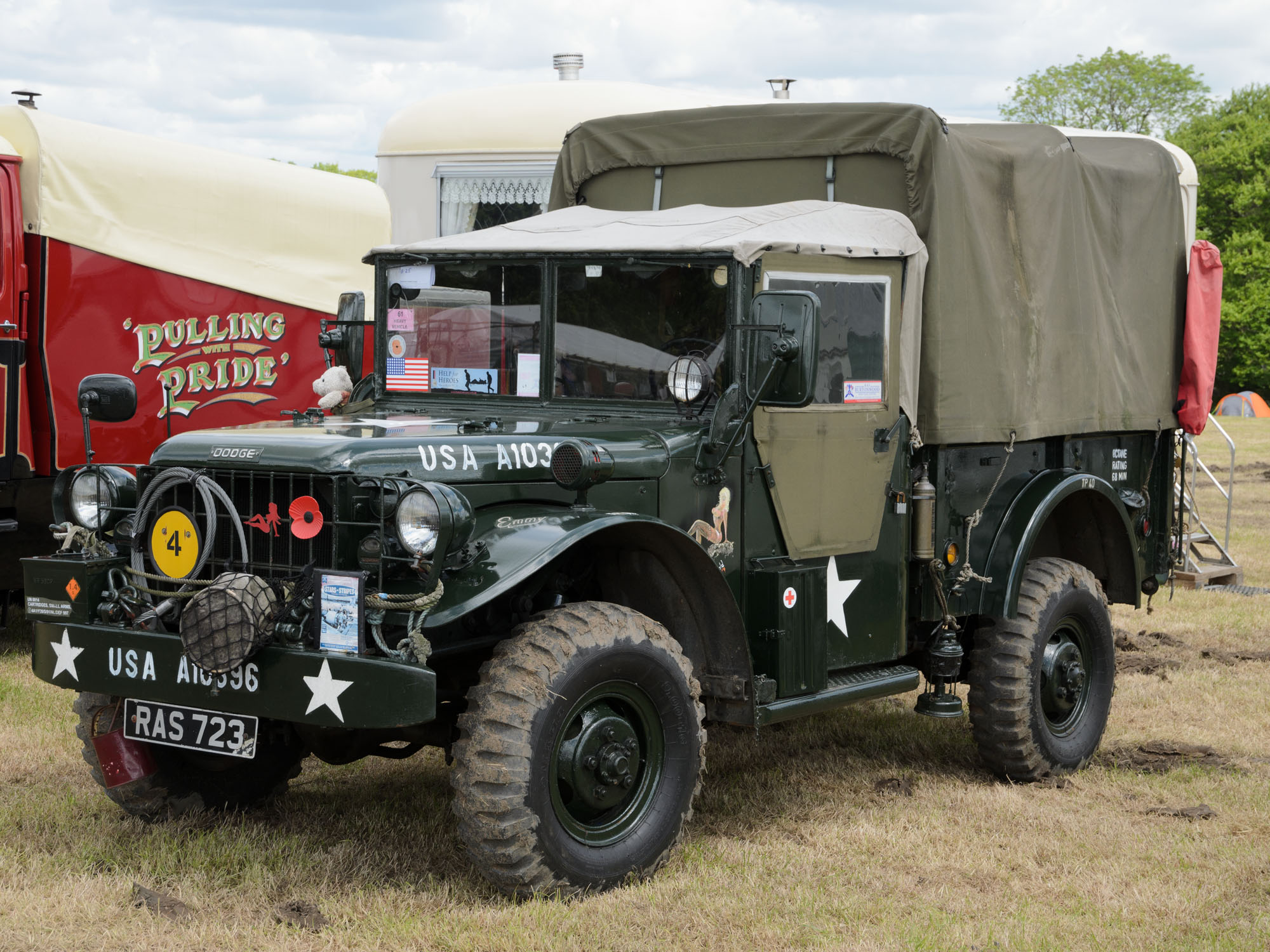 Dodge_M37_US_Army_Truck_%281951%29.jpg