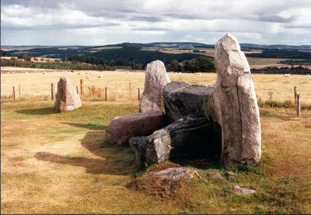 File:East Aquhorthies - geograph.org.uk - 1030.jpg