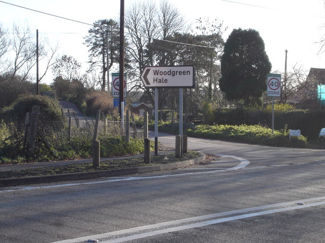 File:Junction on A338 at Breamore - geograph.org.uk - 291586.jpg