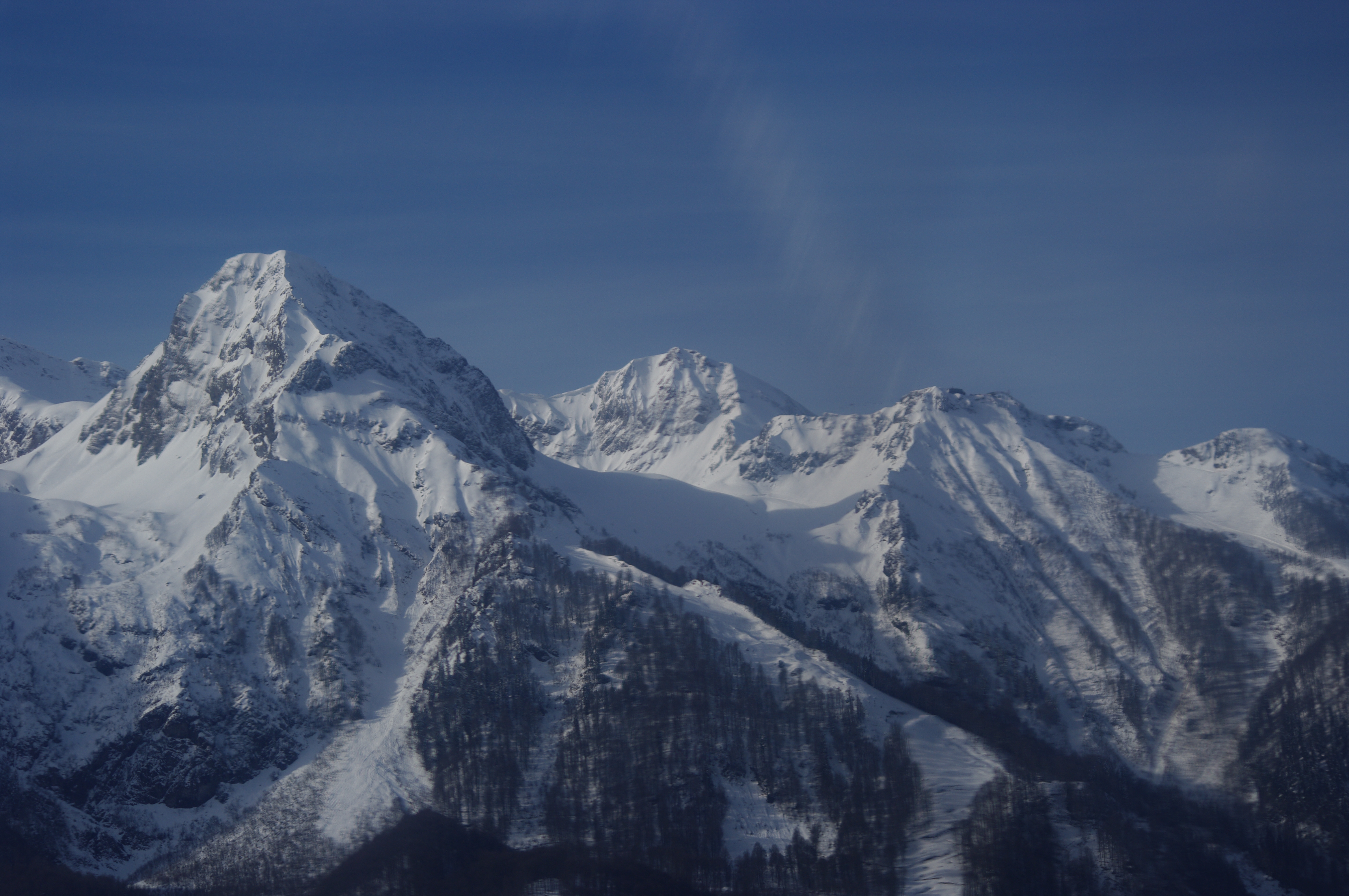 File Krasnaya Polyana Mountains Jpg Wikimedia Commons